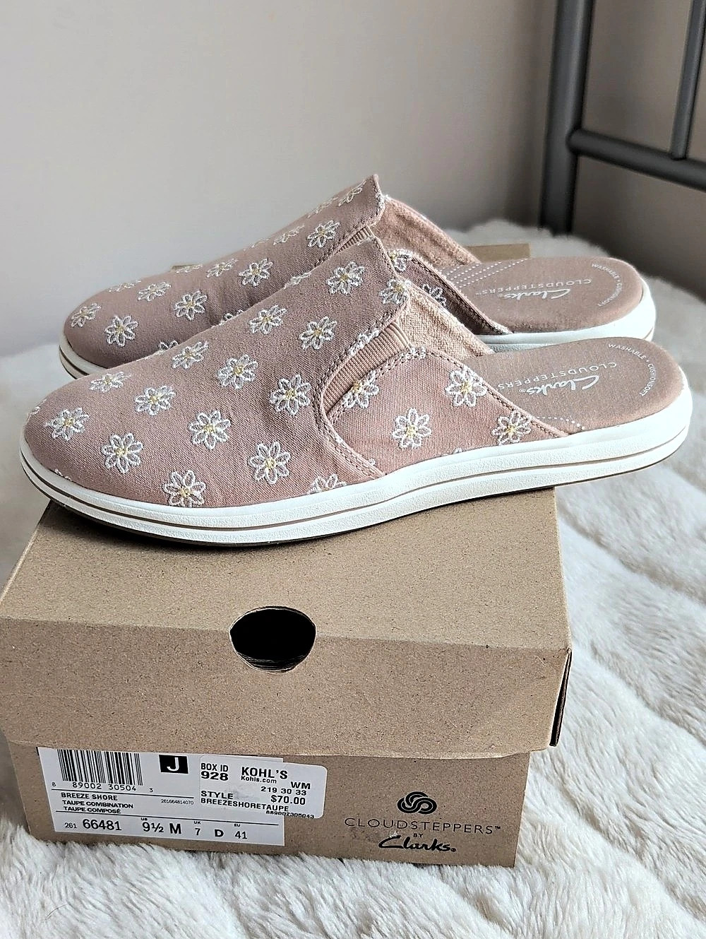 Clarks Breeze Shore Floral Mules in Taupe US 9.5 M New In Box
